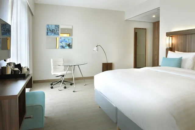غرفة سوبيريور بسرير كينج، Courtyard By Marriott Brussels Eu 2/5
