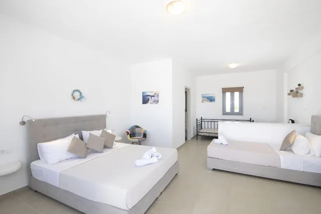 غرفة سوبيريور ثلاثية بسرير مزدوج وسرير فردي، Thira S Dolphin Hotel 4/10