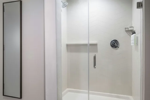 غرفة، Fairfield Inn & Suites Madison Historic Eagle Cotton Mill 7/7