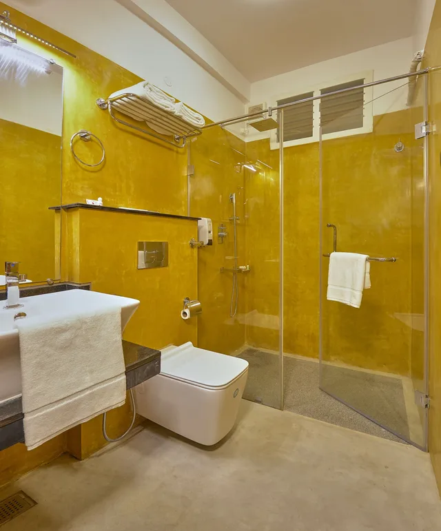 جناح جونيور بسرير كينج، Hotel Villa Krish 1/1