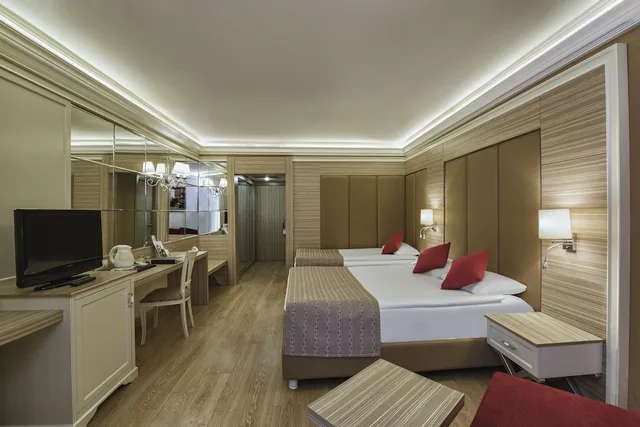 غرفة قياسية بسرير كوين، Delphin Deluxe Resort 4/10