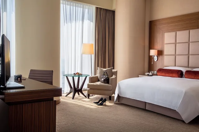 غرفة بسرير كينج، City Centre Rotana Doha 9/17