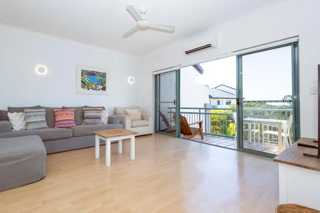 2 Bedrooms, Beach Front، Currumbin Sands On the Beach 1/2