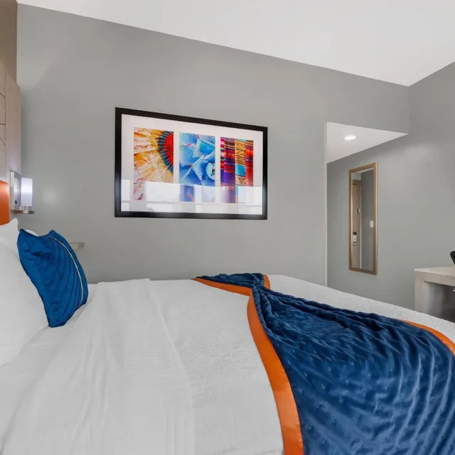 Room, Convertible King Bed، Hotel 1914 - Historic Alamo Riverwalk, an Ascend Collection Hotel 4/5