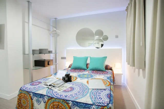 جناح جونيور بسرير مزدوج بشرفة مع أريكة، Valentina Beach Apartments And Suites 1/2