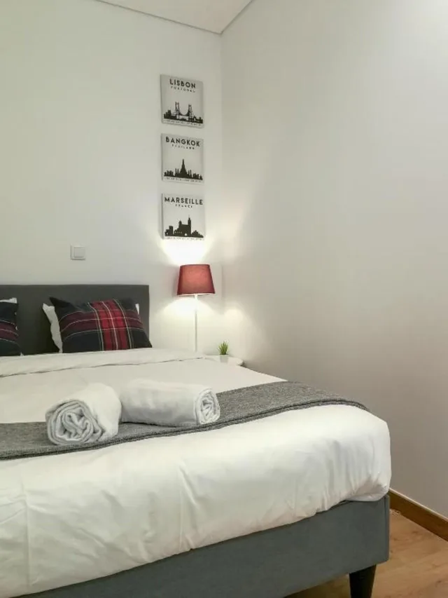 شقة، Castilho 63 2/2