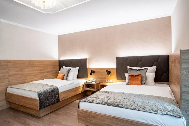 غرفة ثلاثية، Villa Westend Hotel An Der Messe GMBH 2/6