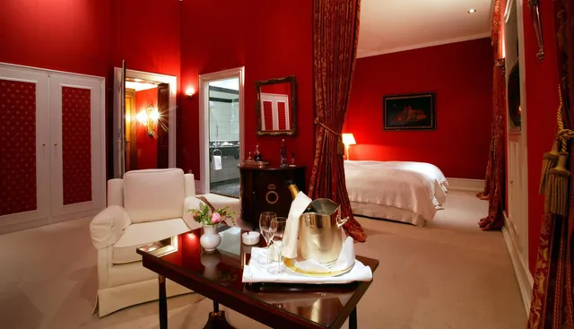 جناح جونيور بسرير كينج، Schlosshotel Hugenpoet 10/10