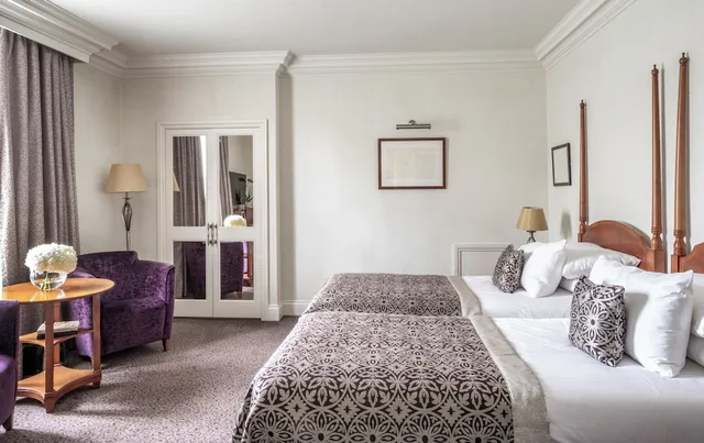 غرفة تنفيذية بسرير مزدوج، Brandshatch Place Hotel and Spa 2/6