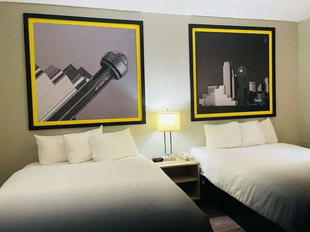 Room, 2 Queen Beds, Accessible, Super 8 By Wyndham Brenham TX 6/10