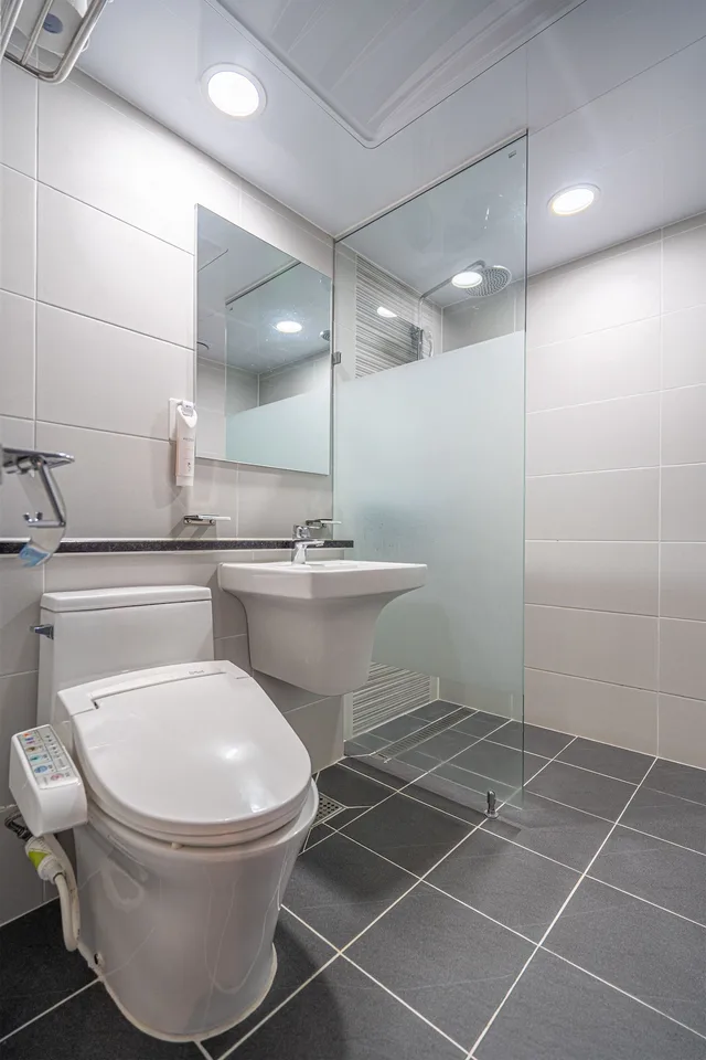 Ondol, Lake, Standard, 3 Futon Beds, Mountain View، Cheongpung Resort 2/2