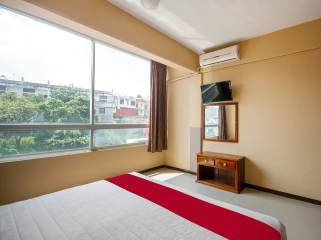 Superior, Double Bed, OYO Hotel Totonacapan, Papantla 4/6