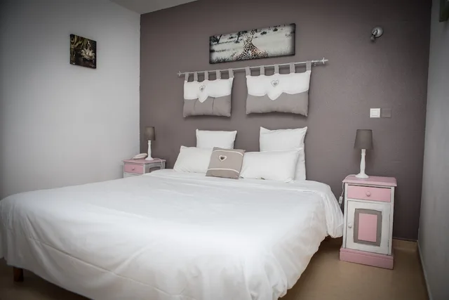 غرفة سوبيريور بسرير مزدوج، HOTEL LE PRESIDENT 4/10