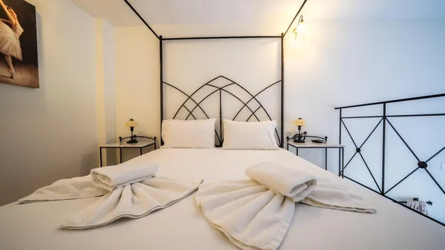 Junior Suite, Bungalow, Two Story، Forest Park Hotel 2/10