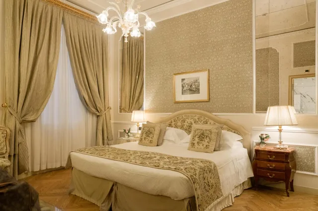 غرفة ديلوكس بسرير كينج، Grand Hotel Majestic gia Baglioni 3/8