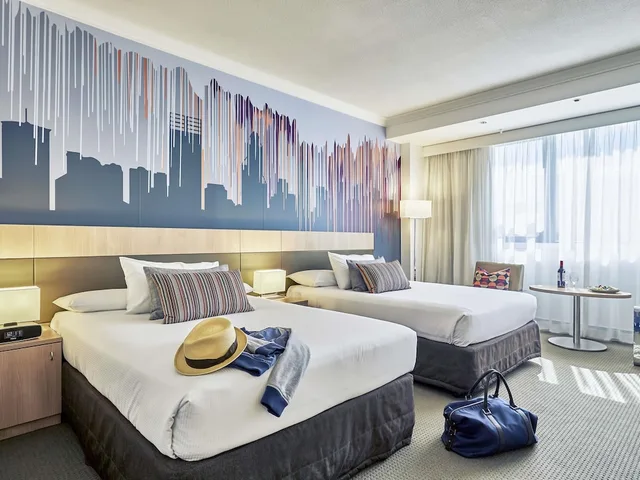 غرفة سوبيريور بسريرين مزدوجين، Mercure Perth 1/7