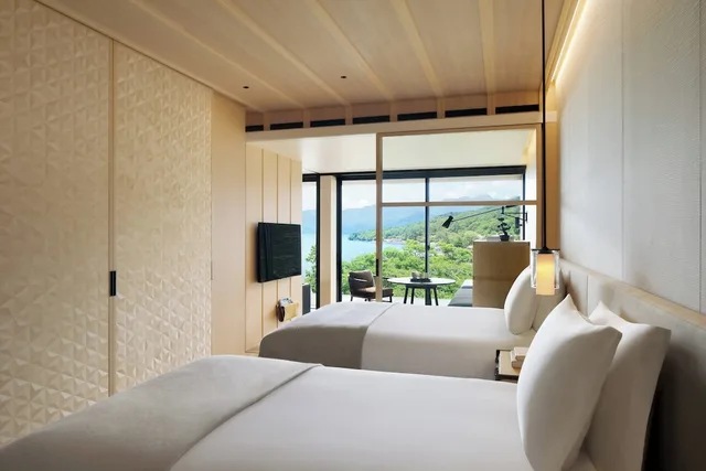 غرفة بسريرين مزدوجين بشرفة، The Ritz-Carlton, Nikko 1/1