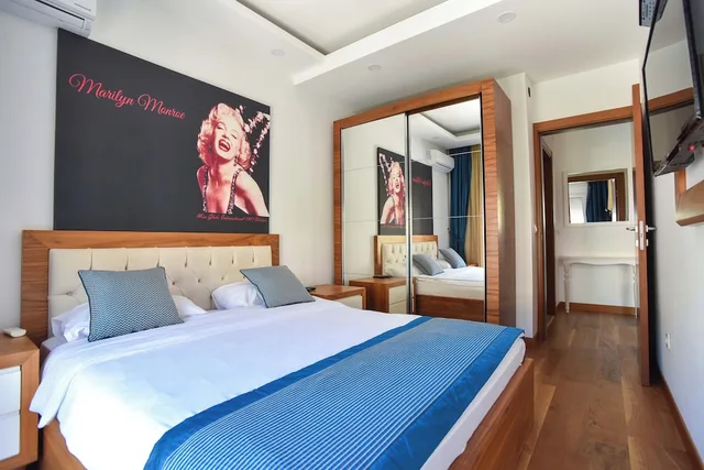 شقة بسرير كوين بإطلالة على الجبل بشرفة بغرفة نوم واحدة مع أريكة، Chill and Go Aparthotel 1/3