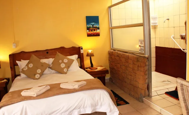 Flintstones Guest House Durban، ديربان 23/52