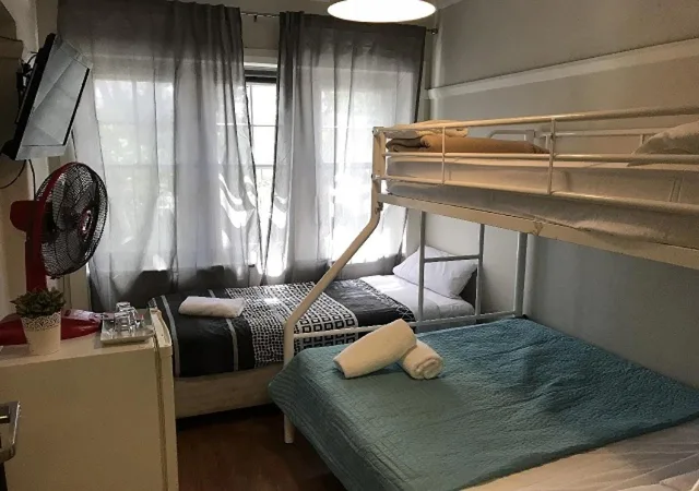 غرفة عائلية بحمام مشترك، Highfield Hotel 5/8