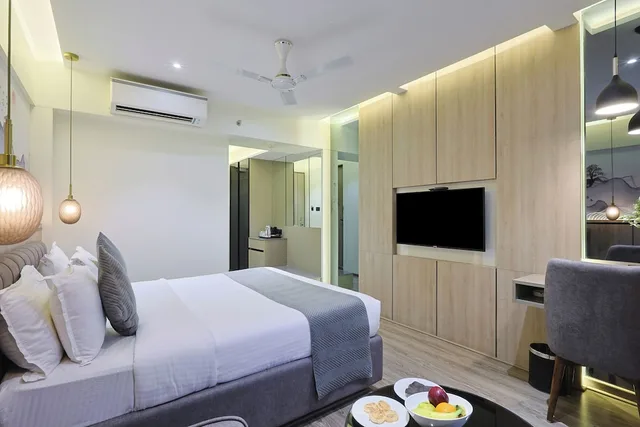 Executive, King Bed, Hotel President 4/10