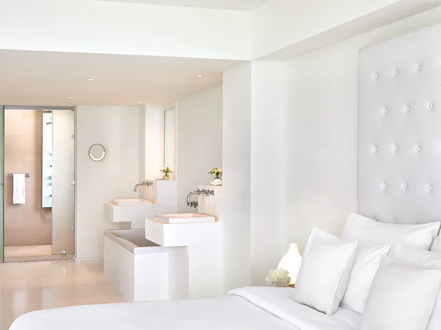 جناح غراند بإطلالة، Amirandes, A Resort to Live 2/3