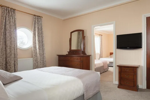 Family, Multiple Beds, Private Bathroom، Alma Lodge 1/3