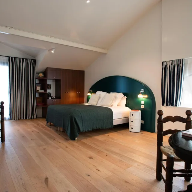 جناح ديلوكس، Hotel Kemaris 1/4