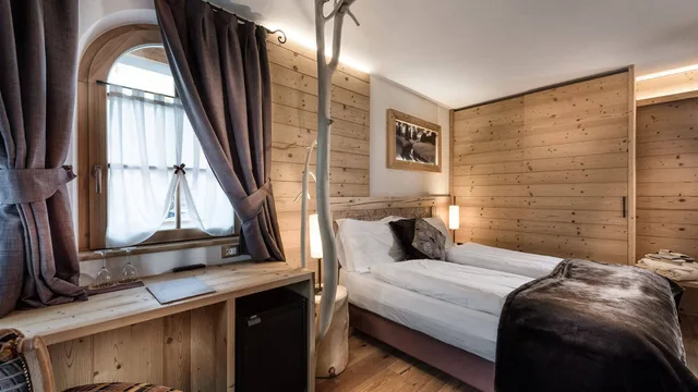 غرفة فاخرة بسرير مزدوج، SPORTHOTEL ROMANTIC PLAZA 2/8