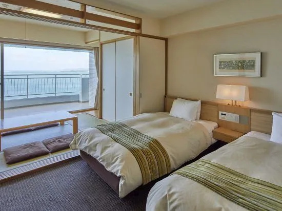 غرفة يابانية غربية بفراش فوتون وسرير نصف مزدوج، Hotel Harvest Nankitanabe 1/2
