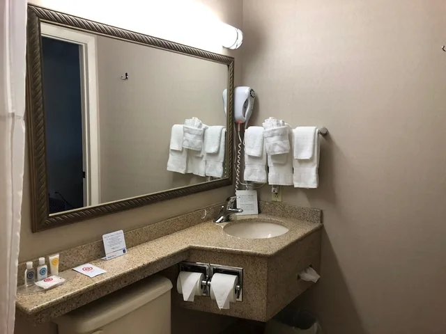 غرفة قياسية بسريرين كوين، Quality Inn Near Toms River Corporate Park 7/8