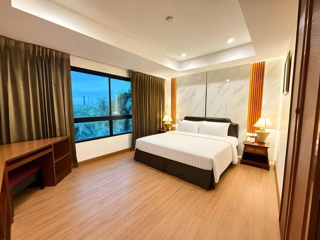 1 Bedroom, Renovated, Suite, Double Bed, Kitchenette, Nova Park Hotel Pattaya 1/1