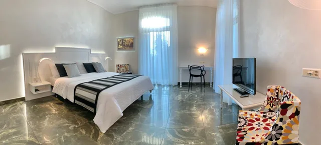Top, Superior, Twin Beds, Park View، Continental Parkhotel Lugano 2/5