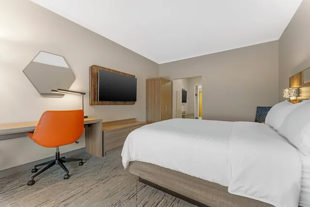 جناح بسريرين كوين بغرفة نوم واحدة بحوض استحمام، Holiday Inn Express Breezewood 7/10