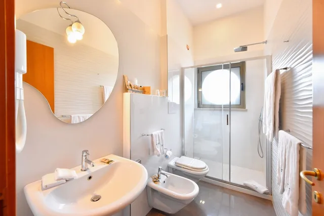 غرفة كومفورت بسرير مزدوج، Hotel D Altavilla 2/4