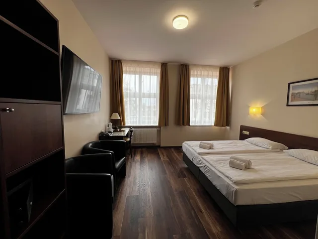 غرفة قياسية بسريرين منفصلين، Memel Hotel 4/10