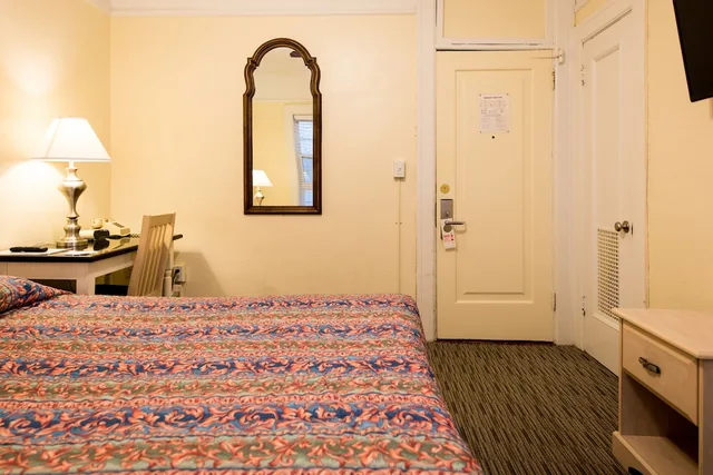 غرفة بسرير مزدوج، Grant Hotel 5/5