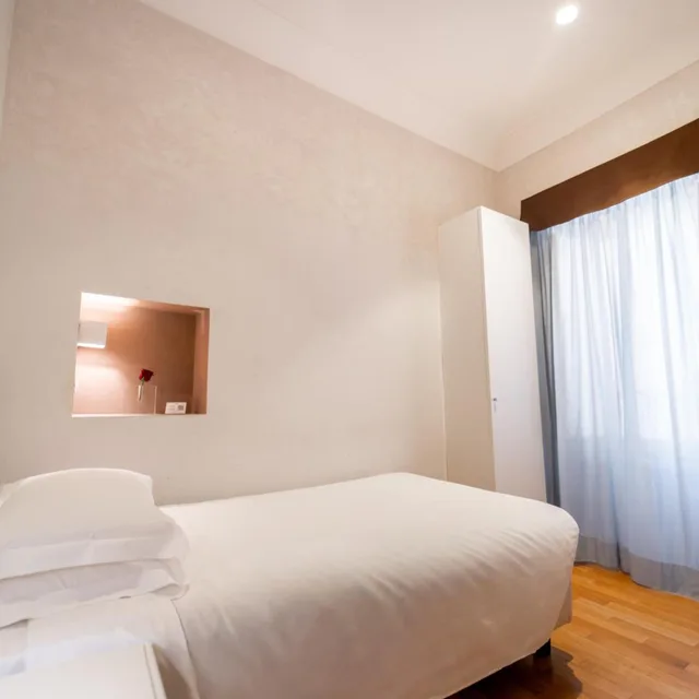 غرفة اقتصادية مفردة، Oxford Hotel 2/17