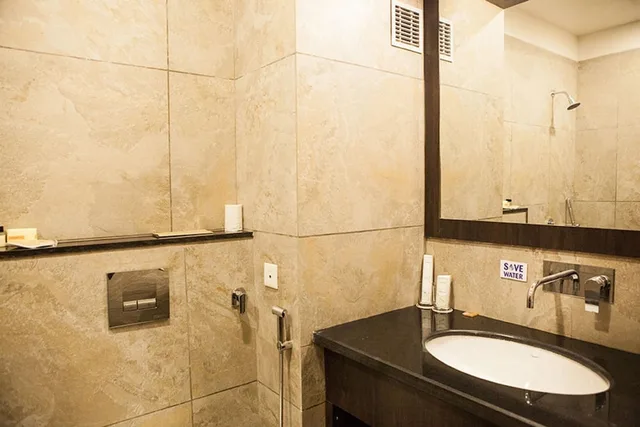 غرفة ديلوكس بسرير مزدوج بإطلالة على المدينة للمدخنين، Hotel Rg Inn 6/8