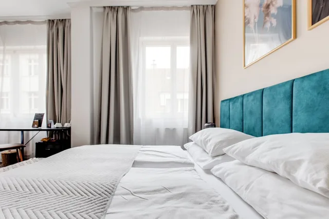 غرفة رباعية بسرير مزدوج مع أريكة، Andante Hotel 5/10