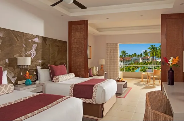 غرفة كلوب ديلوكس بسرير مزدوج، Dreams Royal Beach (former Now Larimar) 1/1