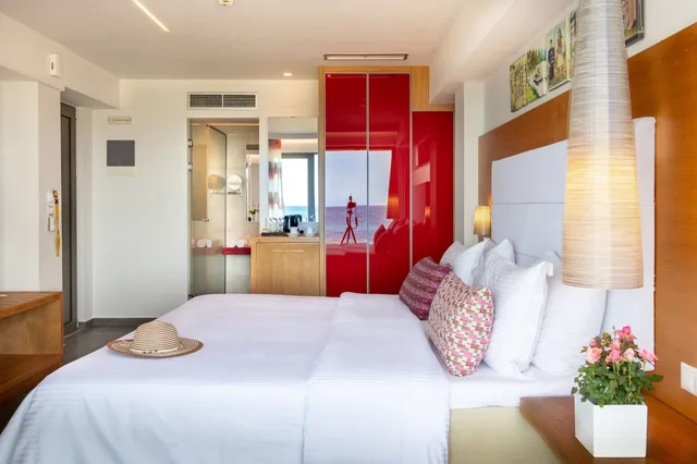 Diamond, Suite, King Bed, Beach Front، High Beach Resort & Spa 8/10