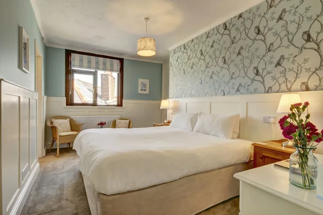 Standard, Twin Beds, King Bed, Hill View، Exmoor House - Guest House 1/3