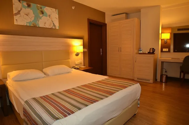 Standard, Single, Double Bed, City View, SIDE PRENSES RESORT HOTEL AND SPA 1/3