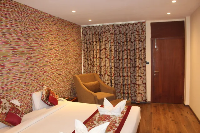 غرفة بريميير بسرير كوين، HOTEL SENTINEL 1/3