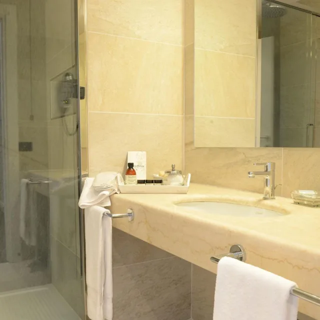 Junior Suite, Hill View، Mamiani Hotel 7/9