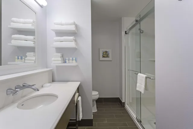 Room, Double Bed, Hampton Inn Ft Lauderdale Pompano Beach 2/2