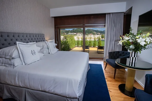 Royal, Garden, Double Bed, Terrace، Solar do Requeijo by Luna Hotels & Resorts 1/4