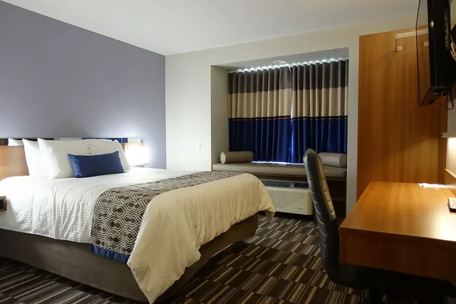 غرفة بسرير كوين لذوي الإعاقة، Microtel Inn & Suites By Wyndham Sault Ste. Marie 5/10