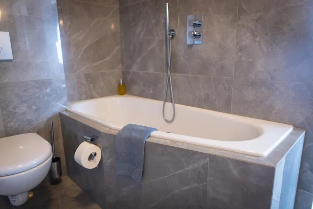 جناح جونيور، ICELANDAIR HOTEL HAMAR 3/4